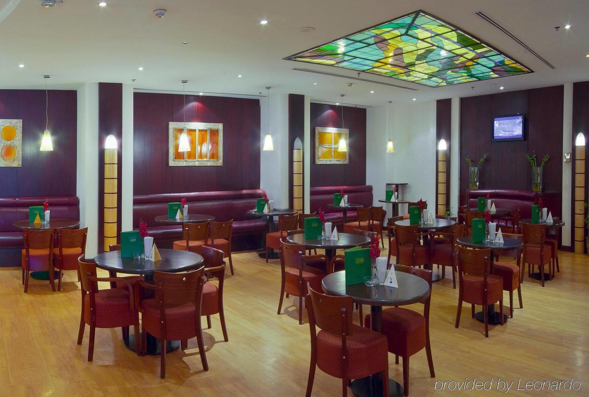 Holiday Inn Al Salam Dschidda Restaurant foto